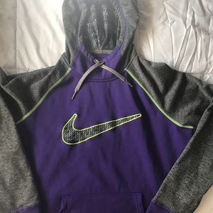 Nike pullover hoodie